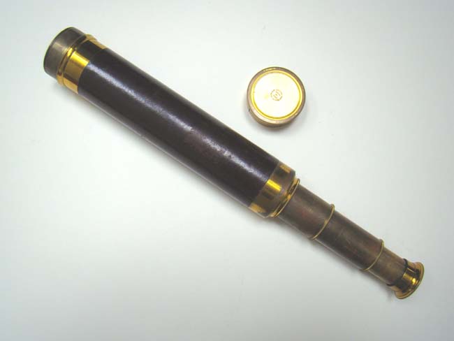 A Fine near 'mint' condition French Three-Draw Telescope made for Montgomery Ward & Co., Chicago, circa 1895 — image 3